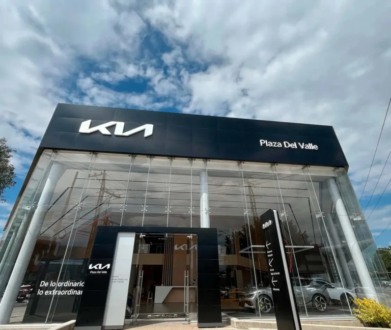 portada_kia_plaza_del_valle