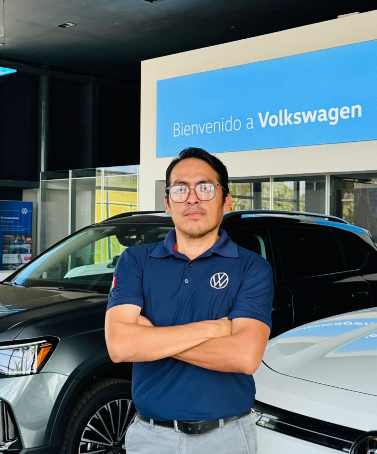 Mario Ramón Méndez de Volkswagen Salina Cruz destaca en el Dream Team de Volkswagen a nivel nacional.